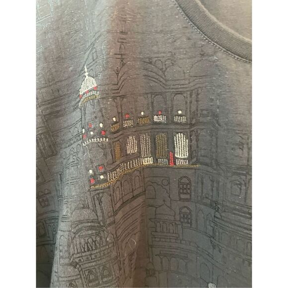 Play Clan Haveli T-Shirt (SZ XL) - Picture 3 of 6
